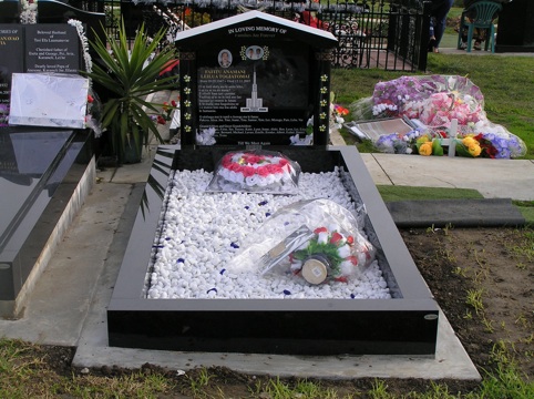 WS GRAVE SURROUND 6.jpg
